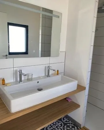 Agreable Maison Noirmoutrine Entierement Renovee * La Guérinière
