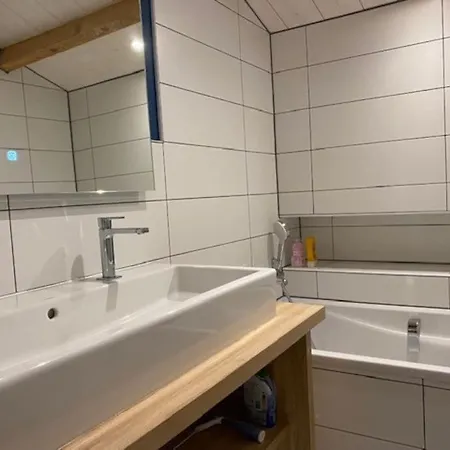 Dom wakacyjny Agreable Maison Noirmoutrine Entierement Renovee *