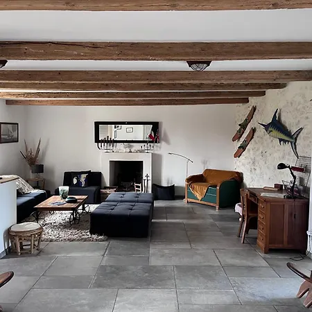 Dom wakacyjny Agreable Maison Noirmoutrine Entierement Renovee